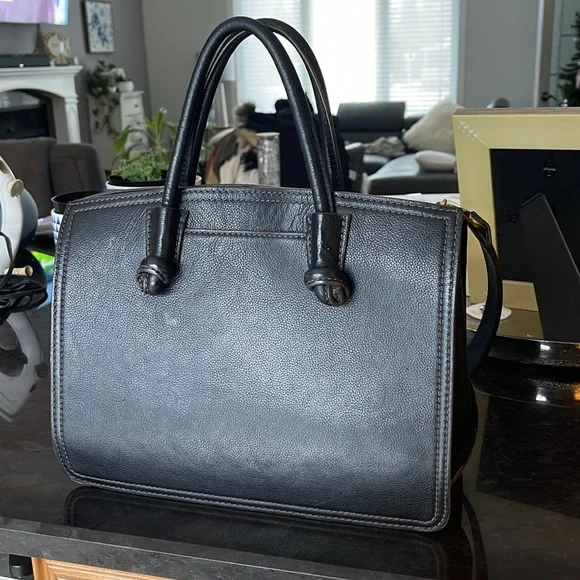 Fossil accordion style handbag - Picture 2 of 5